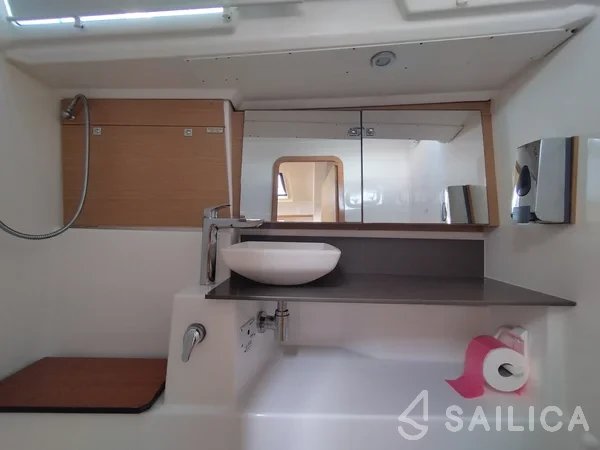 Dufour 460 GL - Yacht Charter Sailica