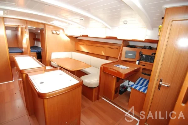 Cyclades 50.5 - Yacht Charter Sailica