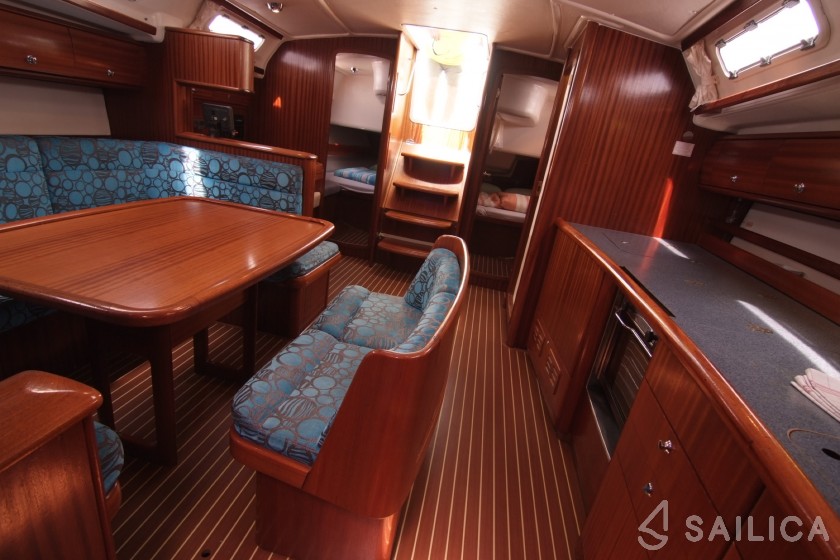 Bavaria 44 - Yacht Charter Sailica