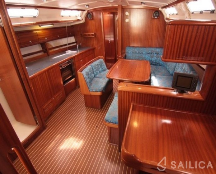 Bavaria 44 - Yacht Charter Sailica