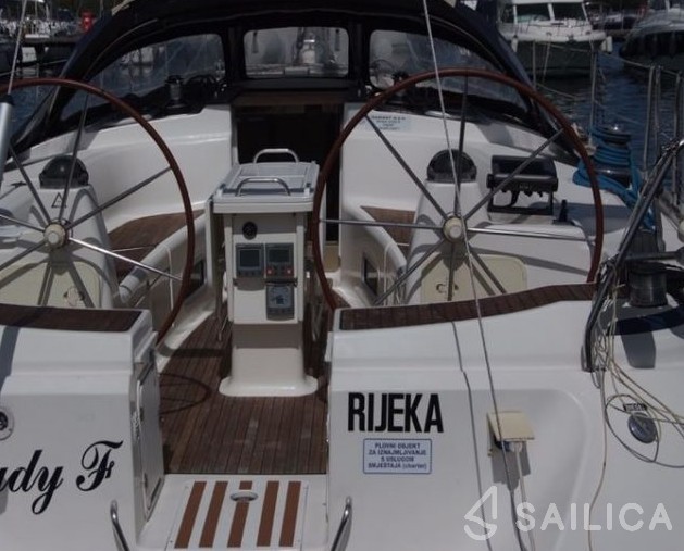 Bavaria 44 - Yacht Charter Sailica