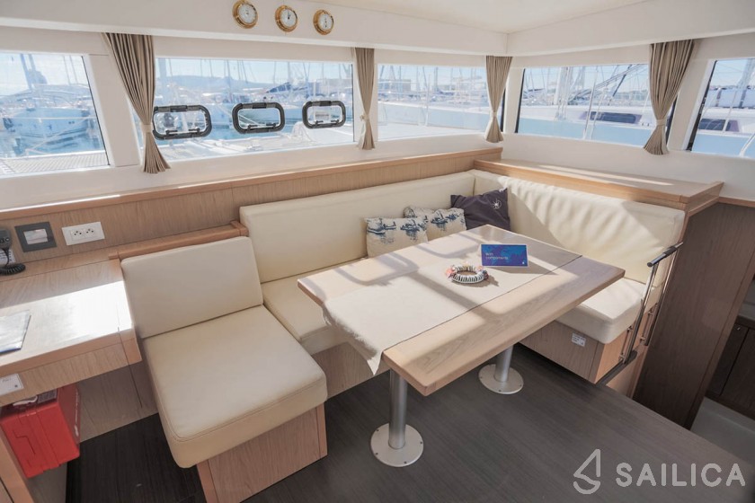 Lagoon 39 - Yacht Charter Sailica