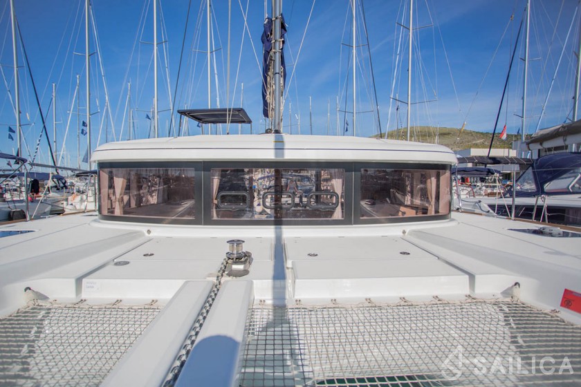 Lagoon 39 - Yacht Charter Sailica
