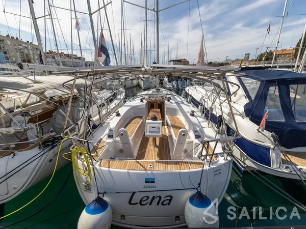 Bavaria Cruiser 34 Style - Yacht Charter Sailica