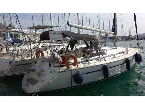 Bavaria 36 - Yacht Charter Sailica