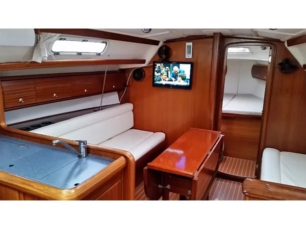 Bavaria 36 - Yacht Charter Sailica