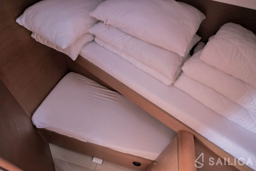 Sun Odyssey 449 - Yacht Charter Sailica
