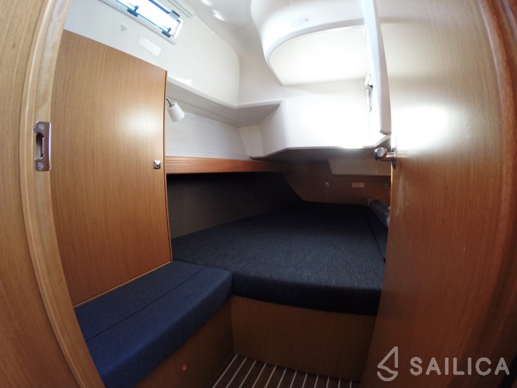 Bavaria 37 Cruiser - Yacht Charter Sailica