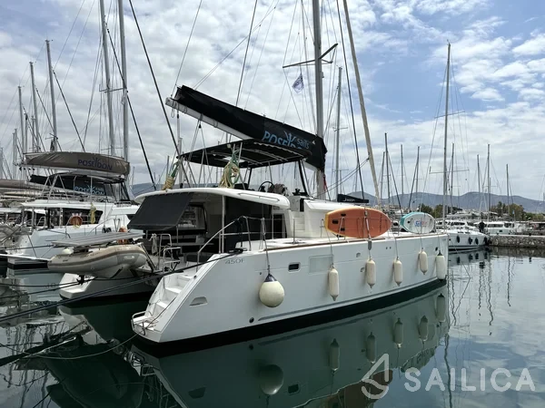 Lagoon 450  Flybridge - Yacht Charter Sailica