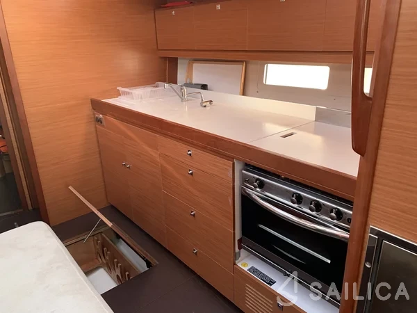Dufour 460 GL - Yacht Charter Sailica