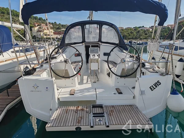 Sun Odyssey 349 - Yacht Charter Sailica