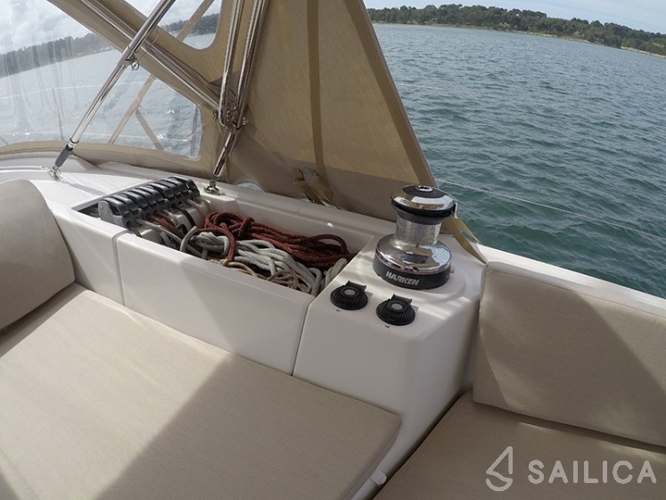 Jeanneau 57 - Yacht Charter Sailica