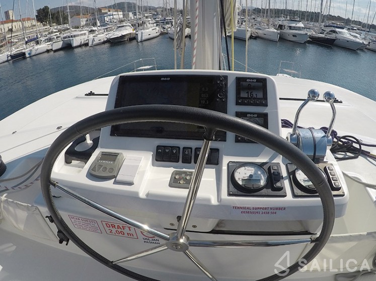 Lagoon 50 - Yacht Charter Sailica