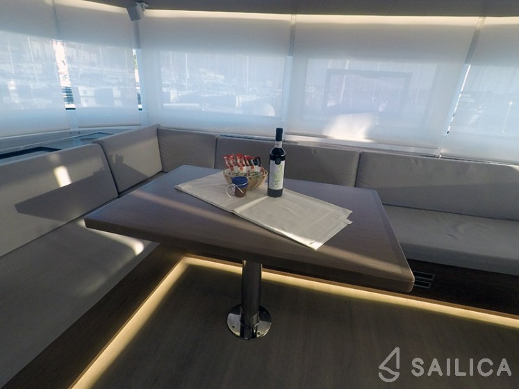 Lagoon 50 - Yacht Charter Sailica