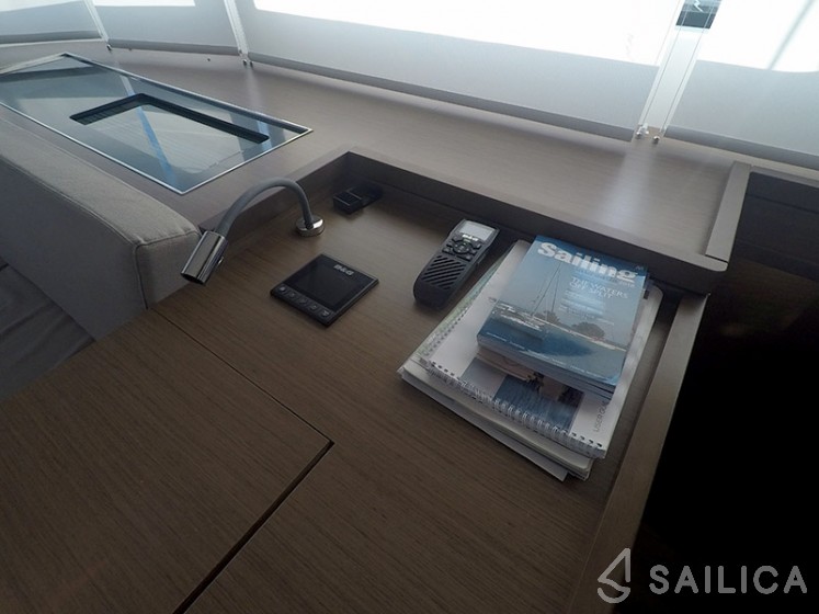 Lagoon 50 - Yacht Charter Sailica