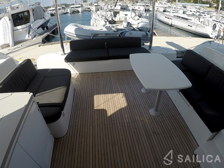 Lagoon 50 - Yacht Charter Sailica