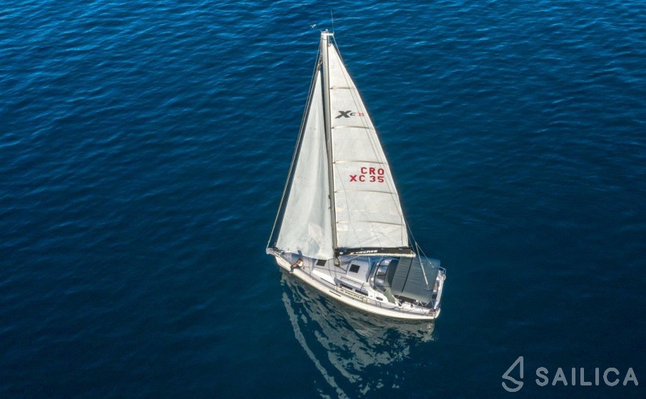 Xc 35 - Yacht Charter Sailica