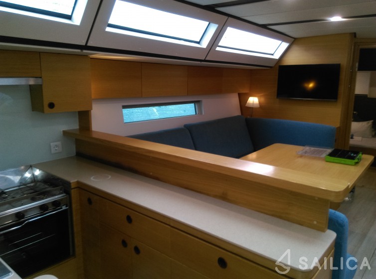 D&D Kufner 54 - Yacht Charter Sailica