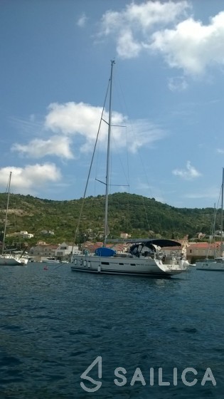 D&D Kufner 54 - Yacht Charter Sailica