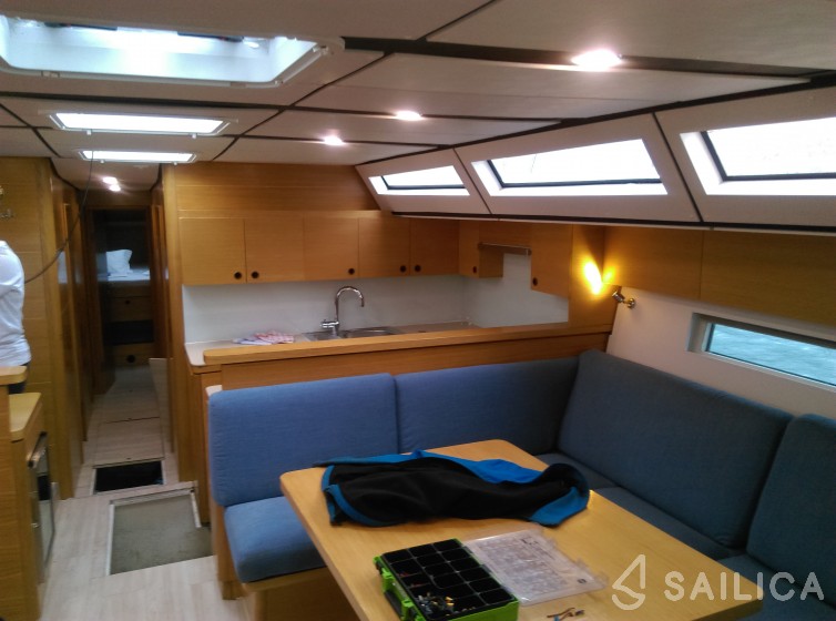 D&D Kufner 54 - Yacht Charter Sailica