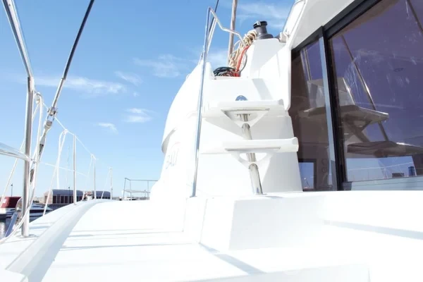 Bali 4.3 - Yacht Charter Sailica