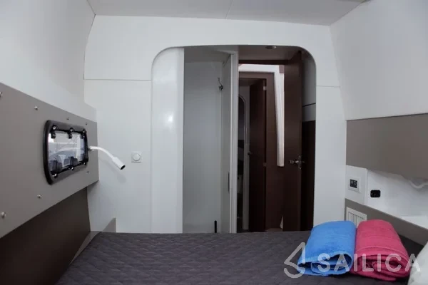 Bali 4.3 - Yacht Charter Sailica