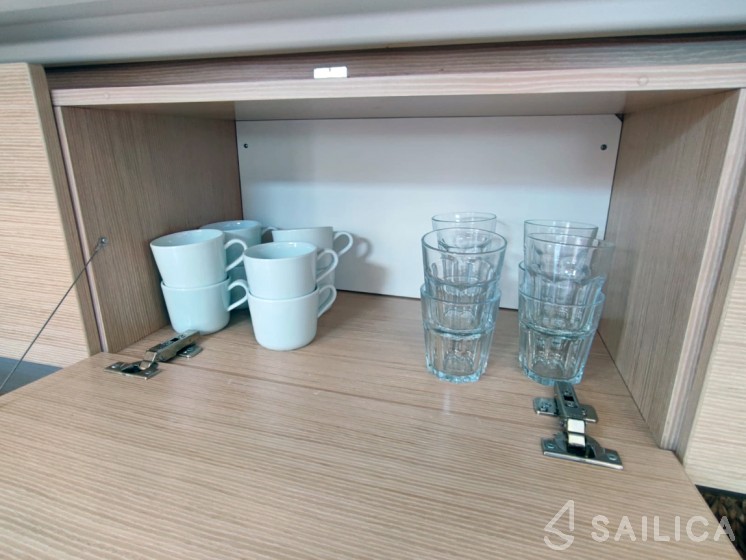 Bavaria C42 - Yacht Charter Sailica