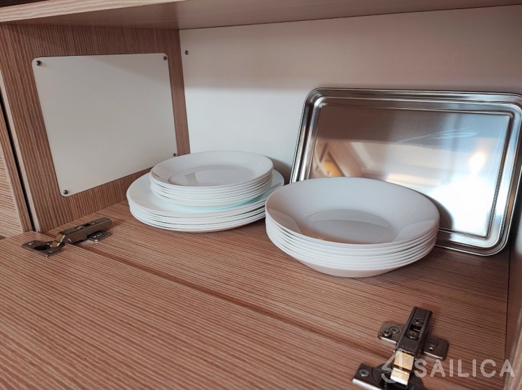Bavaria C42 - Yacht Charter Sailica