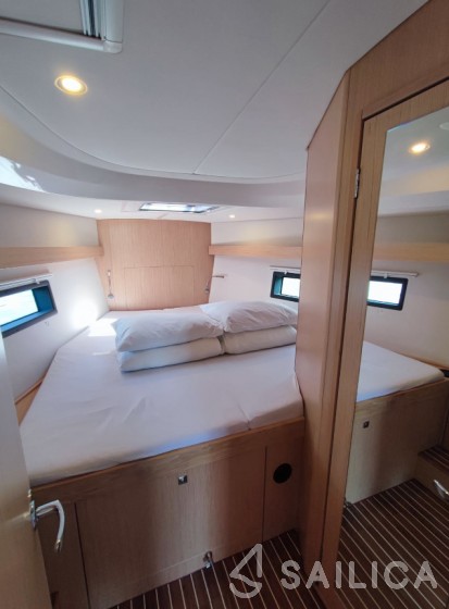 Bavaria C42 - Yacht Charter Sailica