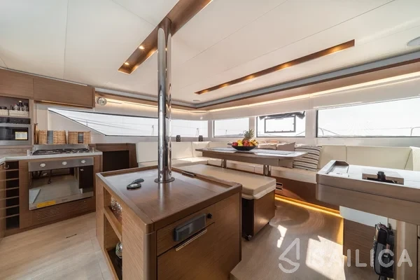 Lagoon 50 - Yacht Charter Sailica