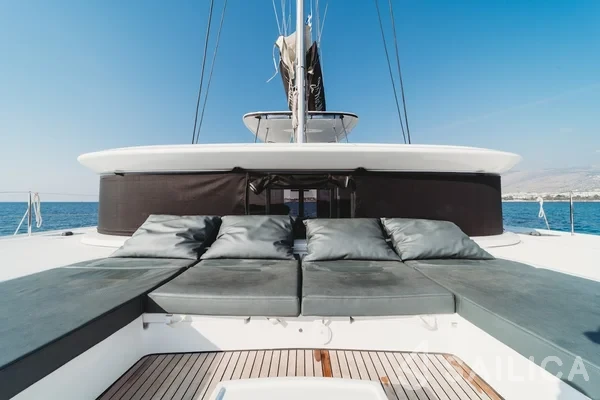Lagoon 50 - Yacht Charter Sailica