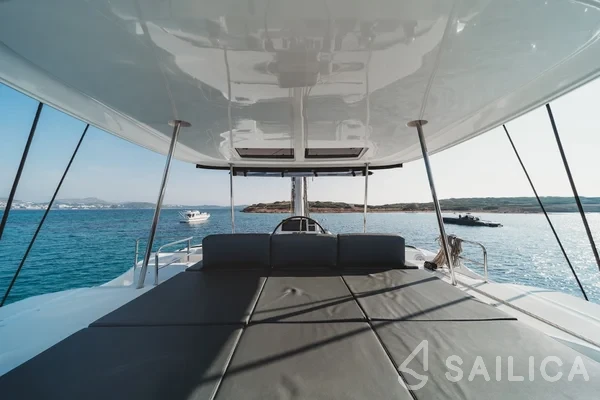 Lagoon 50 - Yacht Charter Sailica