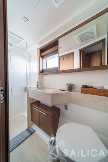 Lagoon 50 - Yacht Charter Sailica