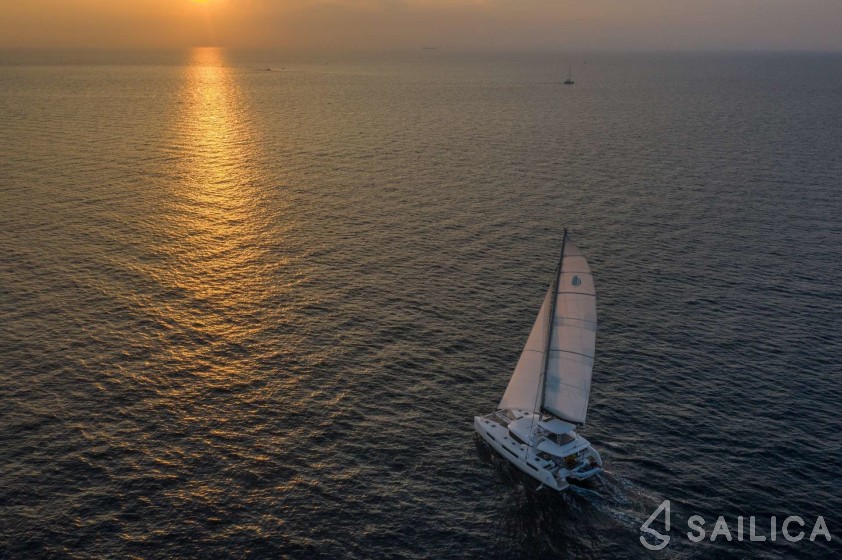 Lagoon 50 - Yacht Charter Sailica