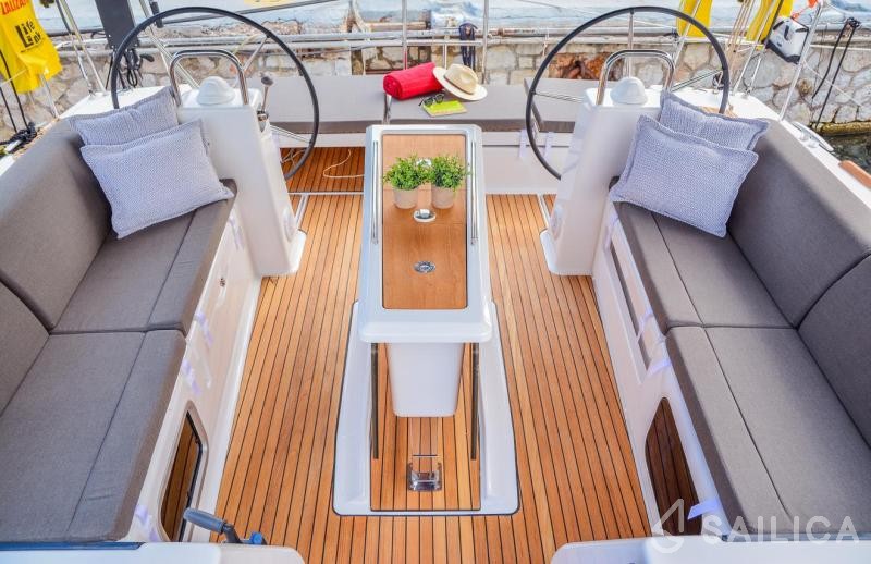 Dufour 460 GL - Yacht Charter Sailica