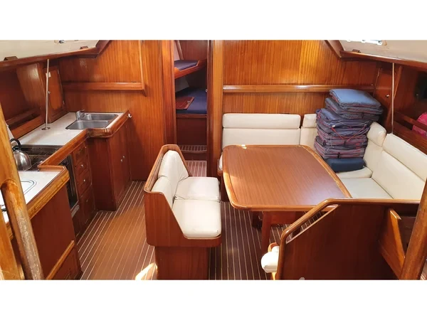 Bavaria 47 - Yacht Charter Sailica