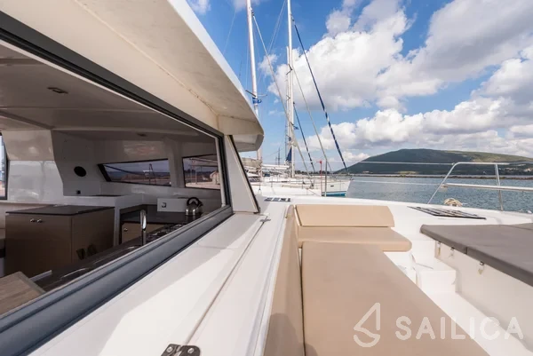 Bali 4.0 - Yacht Charter Sailica