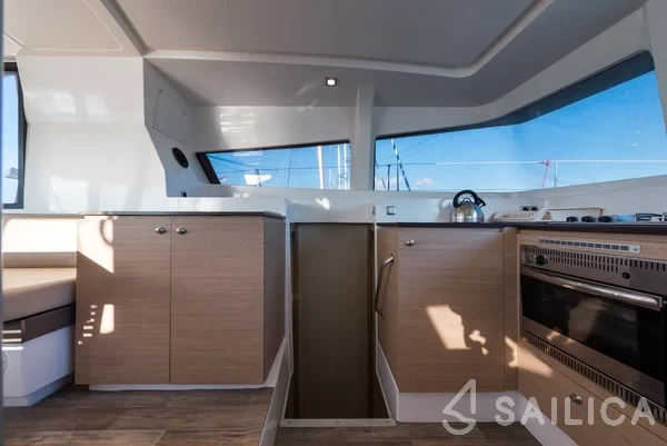 Bali 4.0 - Yacht Charter Sailica
