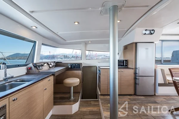 Bali 4.0 - Yacht Charter Sailica