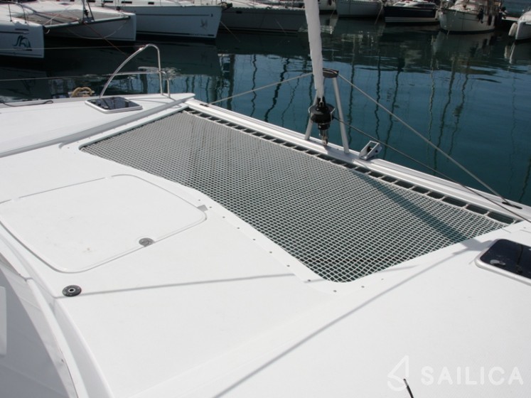 Lucia 40 - Yacht Charter Sailica