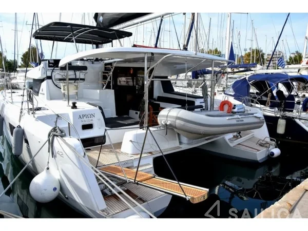 Lagoon 42 - Yacht Charter Sailica