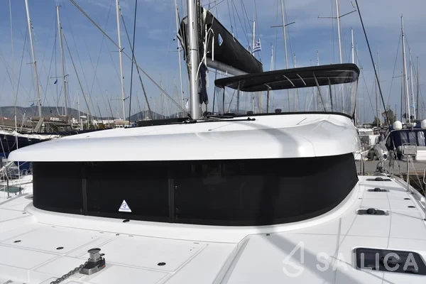 Lagoon 42 - Yacht Charter Sailica