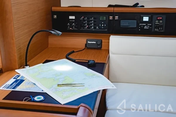 Sun Odyssey 519 - Yacht Charter Sailica