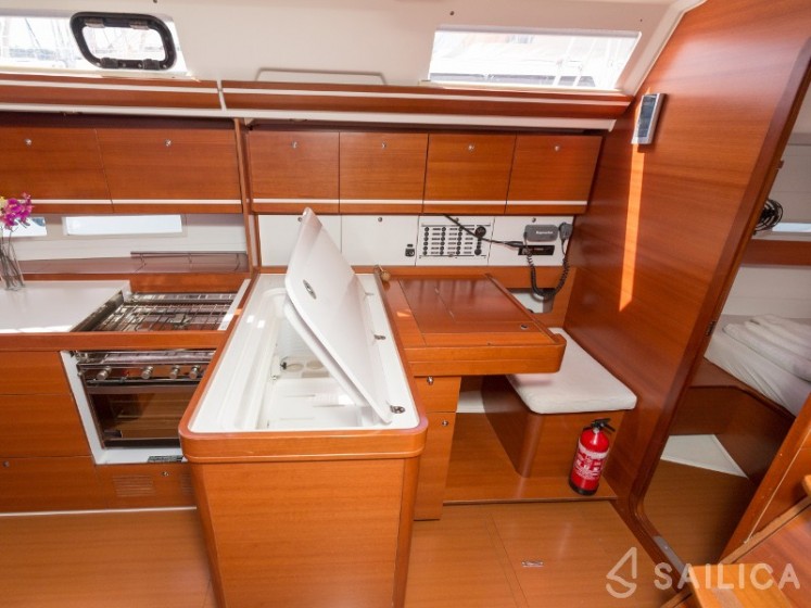 Dufour 445 Grand Large - Yacht Charter Sailica