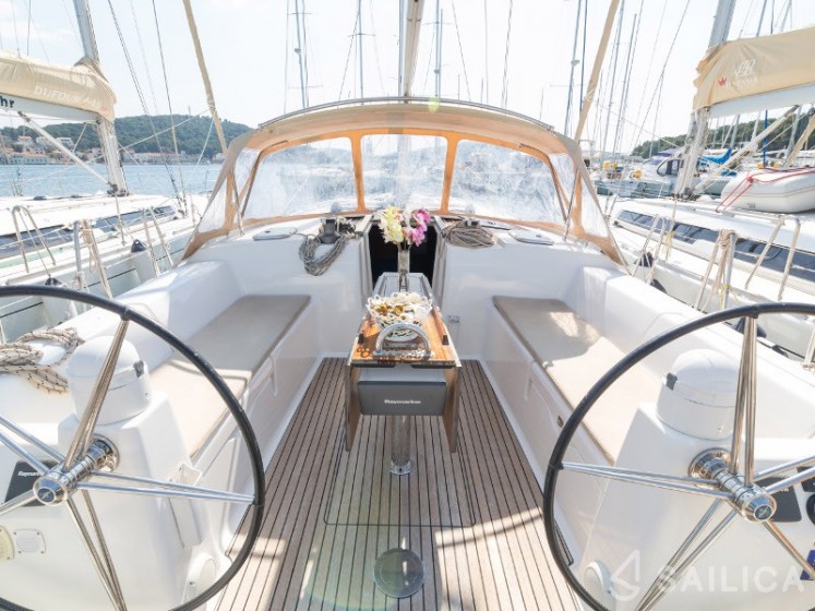 Dufour 445 Grand Large - Yacht Charter Sailica