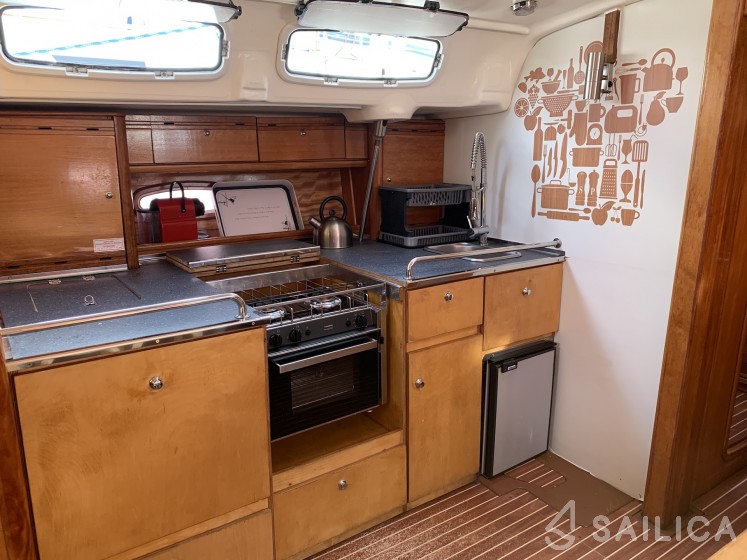Bavaria 46 Cruiser - Yacht Charter Sailica
