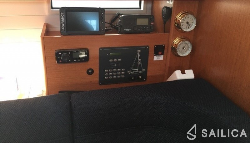 Bavaria 46 Cruiser - Yacht Charter Sailica