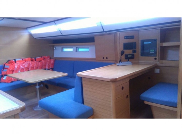D&D Kufner 54 - Yacht Charter Sailica