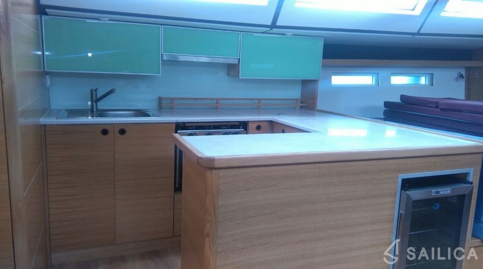 D&D Kufner 54 - Yacht Charter Sailica