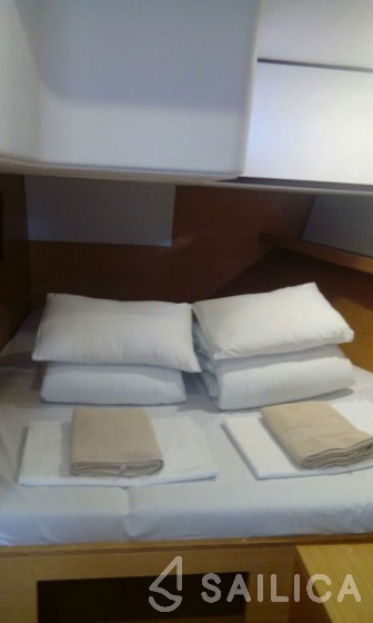 D&D Kufner 54 - Yacht Charter Sailica